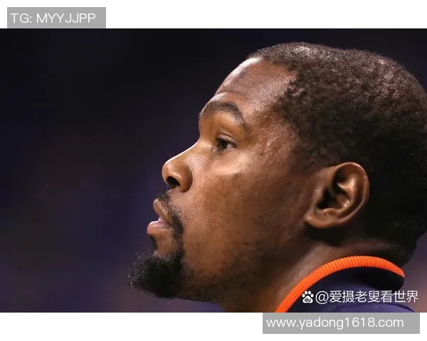 杜兰特的得分能力无人能敌他在场上总能创造奇迹 杜兰特的得分能力无人能敌他在场上总能创造奇迹